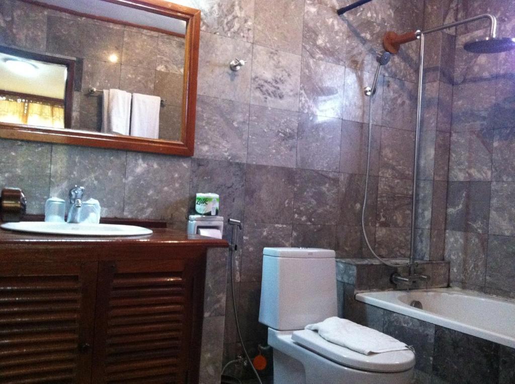 Capital Hotel Luang Prabang Phòng bức ảnh