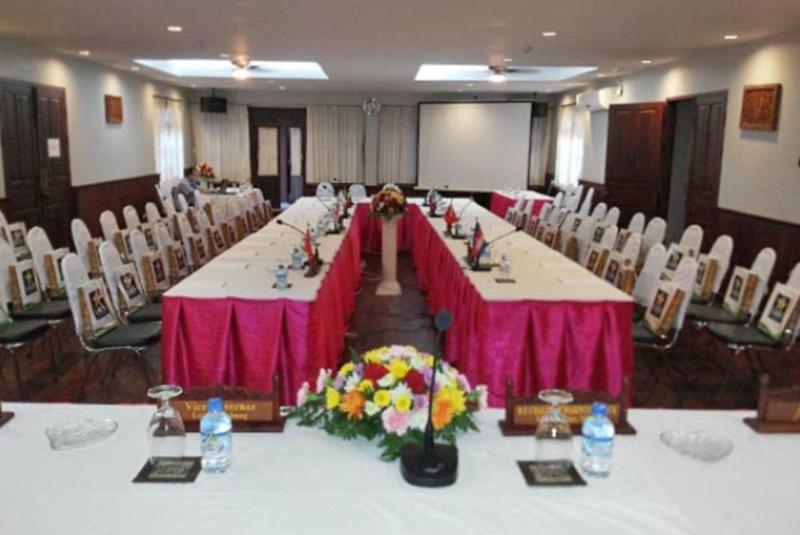 Capital Hotel Luang Prabang Ngoại thất bức ảnh