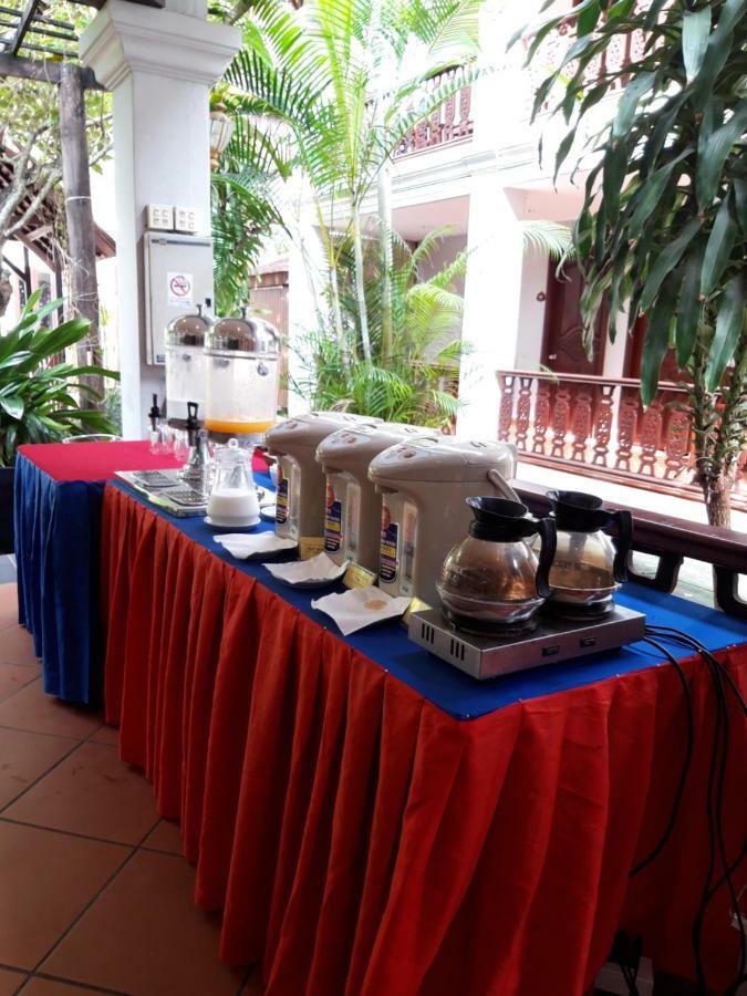 Capital Hotel Luang Prabang Ngoại thất bức ảnh